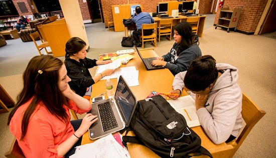 Du học Canada ngành kinh tế